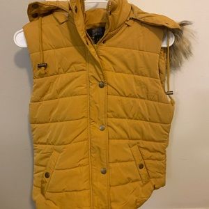 Love Tree Women’s Vest